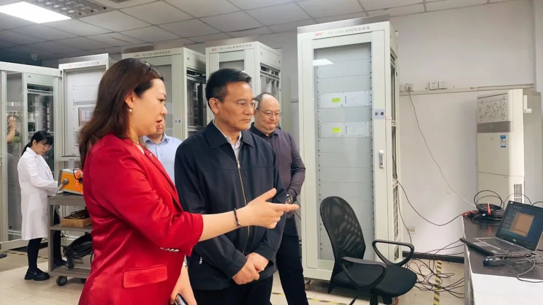 狠狠亚洲超碰狼人久久