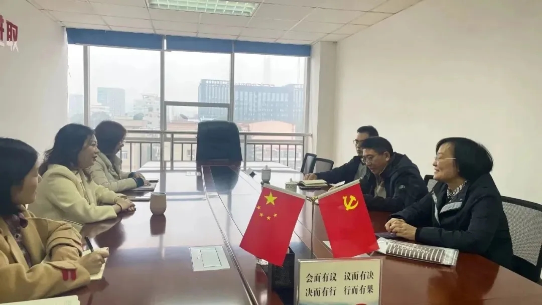 狠狠亚洲超碰狼人久久